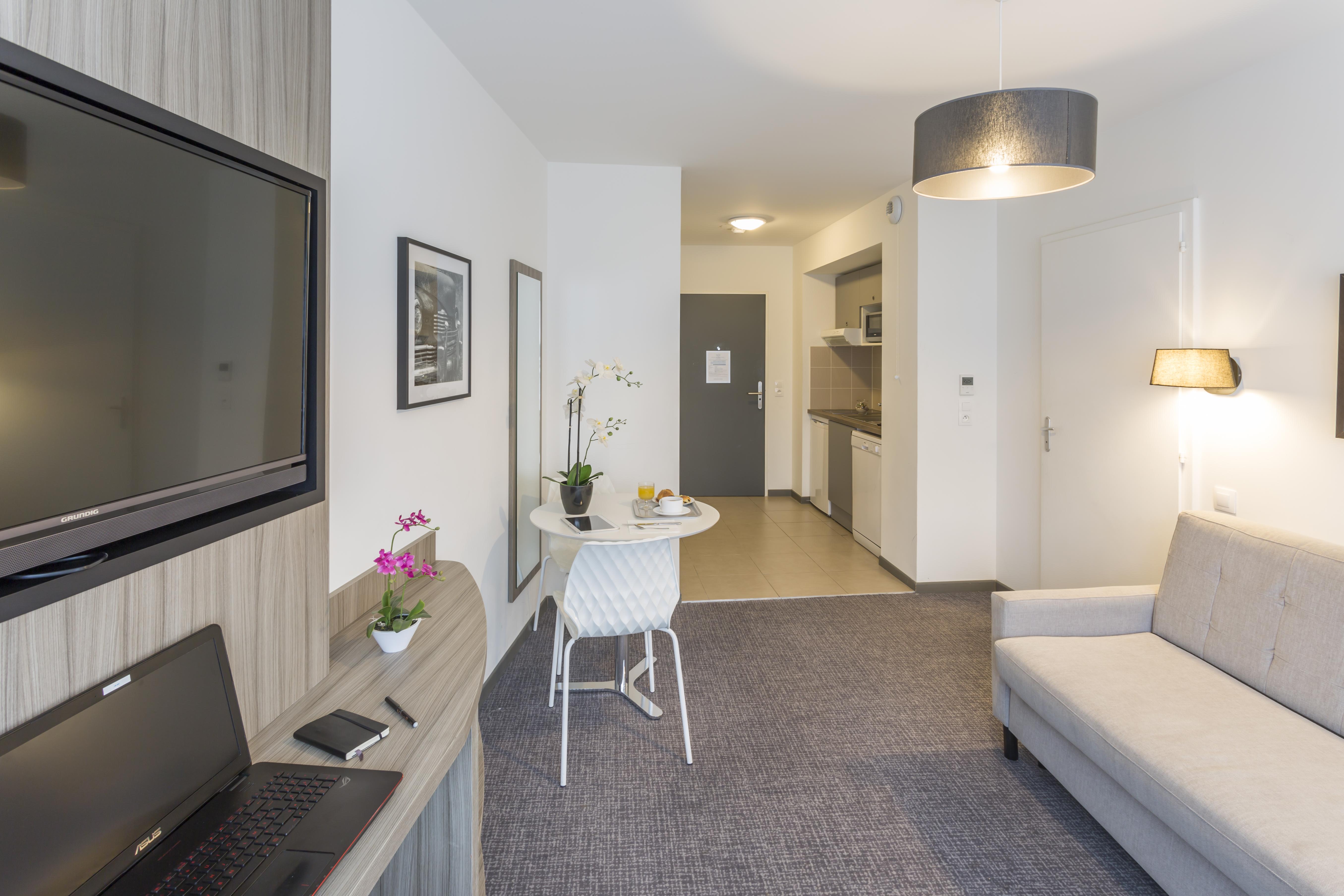 Nemea Appart Hotel Elypseo Strasbourg Port Luaran gambar